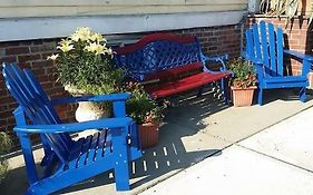 The Burbank Rose Inn